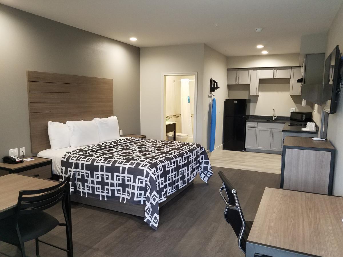 Hotel Palace Blue Tomball Parkway Houston